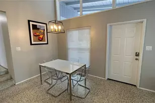 2832 Bay St, Sarasota, FL 34237 - Photo 11