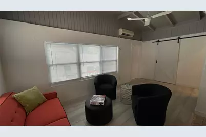 2832 Bay Street, Sarasota, FL 34237 - Photo 23