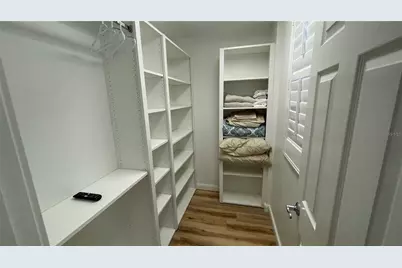 7677 Bergamo Avenue, Sarasota, FL 34238 - Photo 9