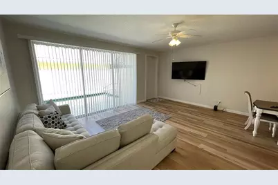 7677 Bergamo Avenue, Sarasota, FL 34238 - Photo 3