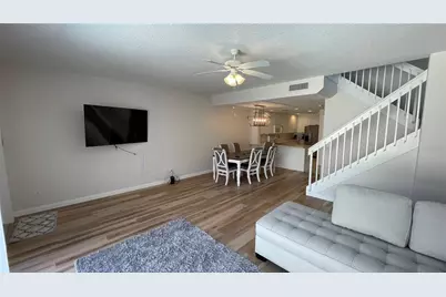 7677 Bergamo Avenue, Sarasota, FL 34238 - Photo 5