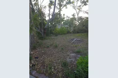 2212 Vinson Avenue, Sarasota, FL 34232 - Photo 11