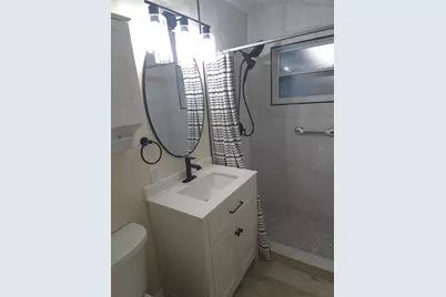 2212 Vinson Avenue, Sarasota, FL 34232 - Photo 17