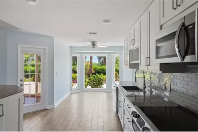 5207 86th Street Court W, Bradenton, FL 34210 - Photo 9
