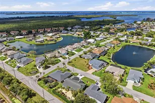 5207 86th St Ct W, Bradenton, FL 34210 - Photo 35