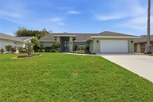 5207 86th St Ct W, Bradenton, FL 34210 - Photo 1