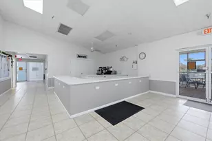 8420 Imperial Cir, Palmetto, FL 34221 - Photo 33