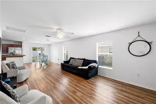 15404 Bama Breeze Pl, Wimauma, FL 33598 - Photo 7
