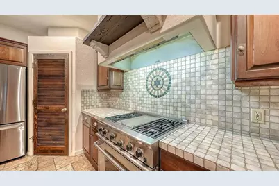 922 Indian Beach Drive, Sarasota, FL 34234 - Photo 15