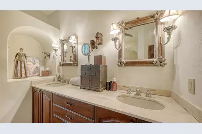 922 Indian Beach Drive, Sarasota, FL 34234 - Photo 21