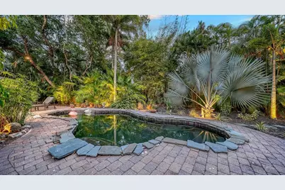 922 Indian Beach Drive, Sarasota, FL 34234 - Photo 43