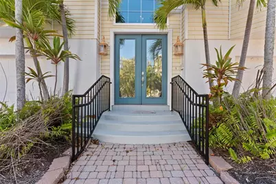 3020 Gulf Of Mexico Drive #2, Longboat Key, FL 34228 - Photo 5