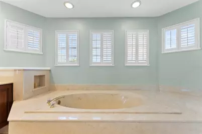 3020 Gulf Of Mexico Drive #2, Longboat Key, FL 34228 - Photo 35