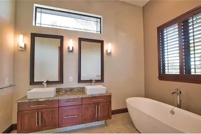 420 Palmetto Crescent, Nokomis, FL 34275 - Photo 17