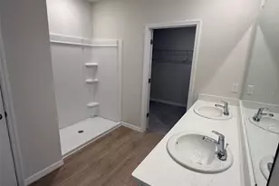 11003 44th Ave E, Palmetto, FL 34221 - Photo 9