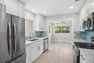 2816 Michigan St, Sarasota, FL 34237 - Photo 17