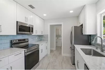2816 Michigan Street, Sarasota, FL 34237 - Photo 13