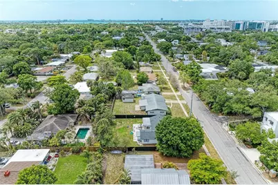 2286 Hyde Park Street, Sarasota, FL 34239 - Photo 3