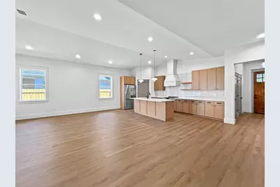 1607 Gray Street S, Gulfport, FL 33707 - Photo 7