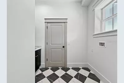 1607 Gray Street S, Gulfport, FL 33707 - Photo 23