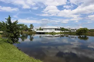 972 Sandpiper Cir, Bradenton, FL 34209 - Photo 49