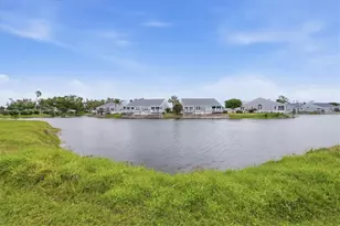 972 Sandpiper Cir, Bradenton, FL 34209 - Photo 31