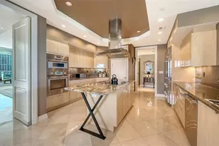 990 Blvd Of The Arts, Sarasota, FL 34236 - Photo 23