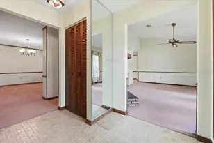 1911 Michelle Ln, Lakeland, FL 33813 - Photo 7