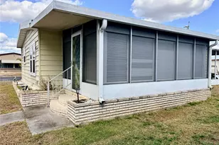 3170 Running Deer Dr, North Fort Myers, FL 33917 - Photo 3