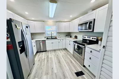 3170 Running Deer Drive, North Fort Myers, FL 33917 - Photo 7