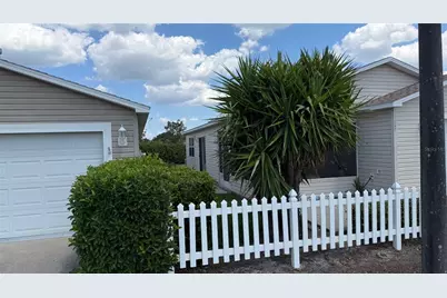 17437 SE 82nd Albemarle Avenue, The Villages, FL 32162 - Photo 3
