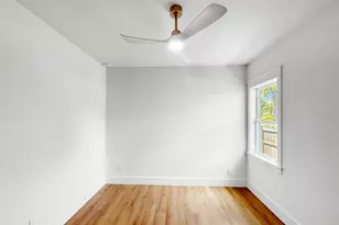 1601 Gray St S, Gulfport, FL 33707 - Photo 11