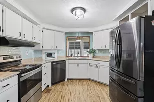 238 Palm Air Dr, Osprey, FL 34229 - Photo 13