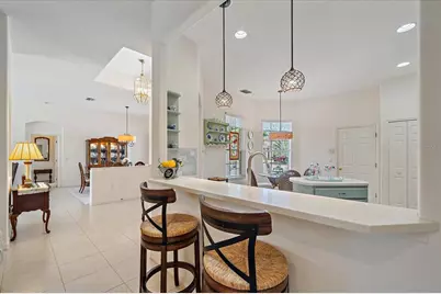 7220 Southgate Court, Sarasota, FL 34243 - Photo 7