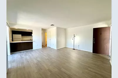 2632 Hidden Lake Drive N #E, Sarasota, FL 34237 - Photo 5