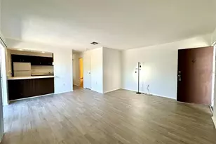 2632 Hidden Lake Dr N, Sarasota, FL 34237 - Photo 5