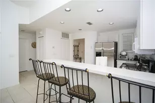 3702 54th Dr W, Bradenton, FL 34210 - Photo 9