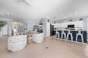 5012 Lakehurst Ct, Palmetto, FL 34221 - Photo 9