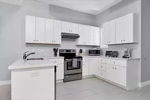 3702 54th Dr W, Bradenton, FL 34210 - Photo 11