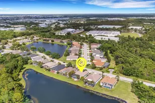 378 Londonderry Dr, Sarasota, FL 34240 - Photo 45