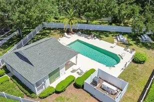 6446 Barberry Ct, Lakewood Ranch, FL 34202 - Photo 5