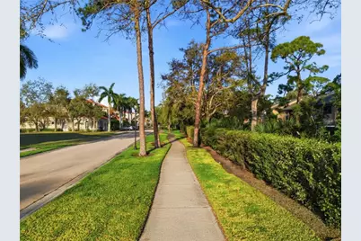 1740 Assisi Drive, Sarasota, FL 34231 - Photo 11