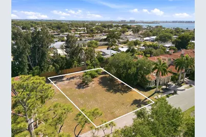 1740 Assisi Drive, Sarasota, FL 34231 - Photo 7