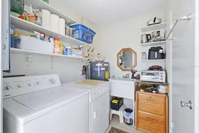 723 S Brink Avenue, Sarasota, FL 34237 - Photo 23