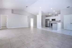 9590 Knightsbridge Cir, Sarasota, FL 34238 - Photo 15