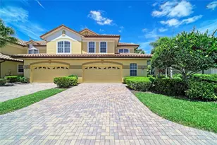 8432 Miramar Way, Lakewood Ranch, FL 34202 - Photo 3