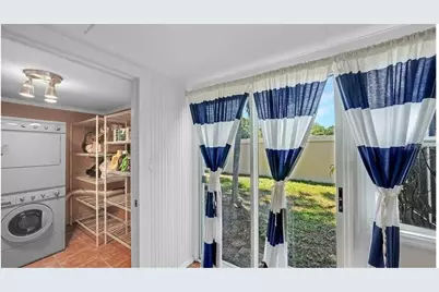 2782 Woodgate Lane #12, Sarasota, FL 34231 - Photo 15