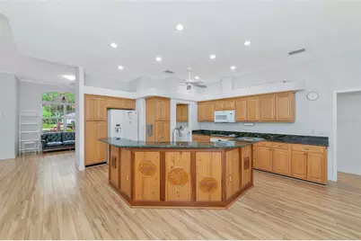 619 147th Street E, Bradenton, FL 34212 - Photo 9