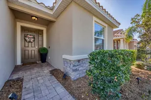 5333 Charlie Brown Ln, Sarasota, FL 34233 - Photo 3