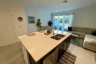 6417 Fairmont Ln, Palmetto, FL 34221 - Photo 5